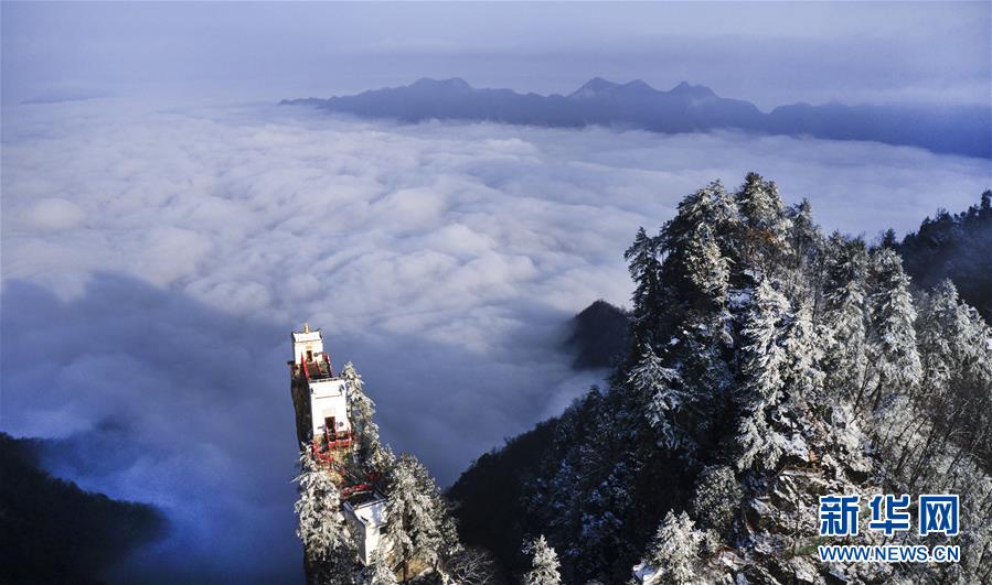 （美丽中国）（3）雪霁塔云仙境