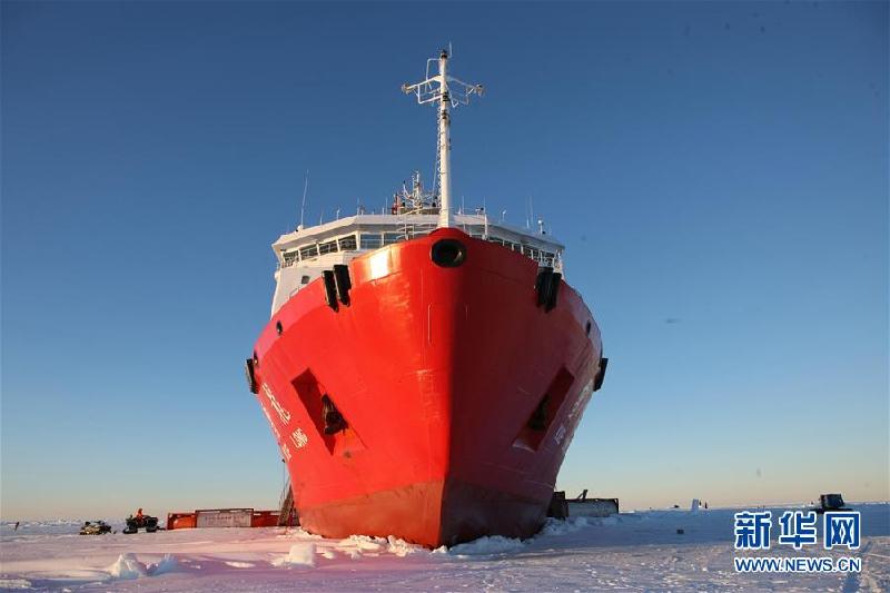 （第35次南极科考·图文互动）（1）冰山雪海探南极——“雪龙”号第35次南极科考航行记