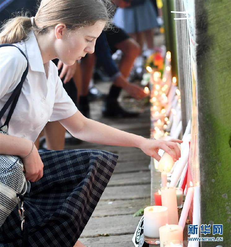 （国际）（7）新西兰克赖斯特彻奇学生悼念恐袭案死难者