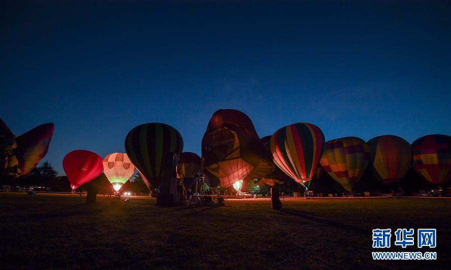 （国际）（9）新西兰：怀卡托热气球交响发光秀
