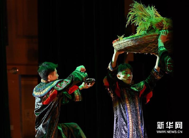 （文化）（6）大型民族音乐舞蹈诗《唱娅王》在京上演