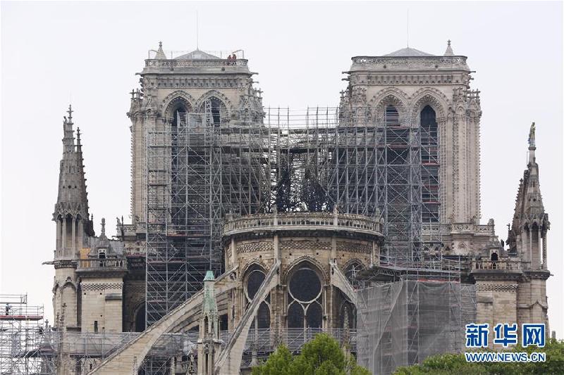 （国际）（8）巴黎圣母院：浩劫之后