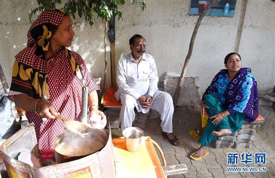 （国际）（2）印度的街边茶摊