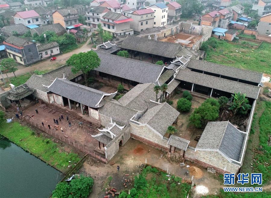 （社会）（8）江西南昌：修复古建筑群 打造文旅名村