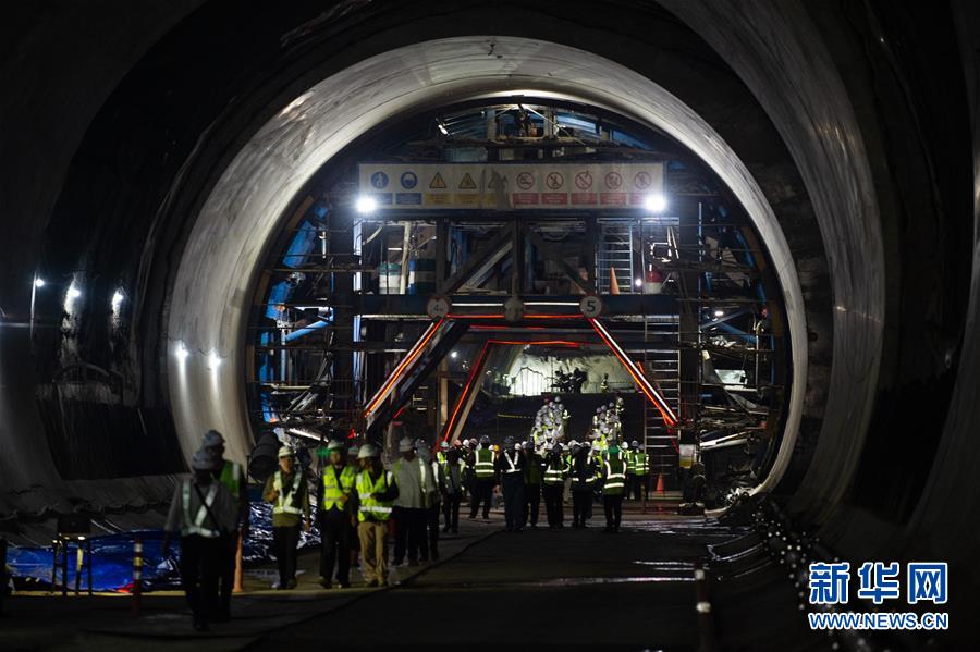 （国际）（5）印尼雅万高铁重点工程瓦利尼隧道贯通