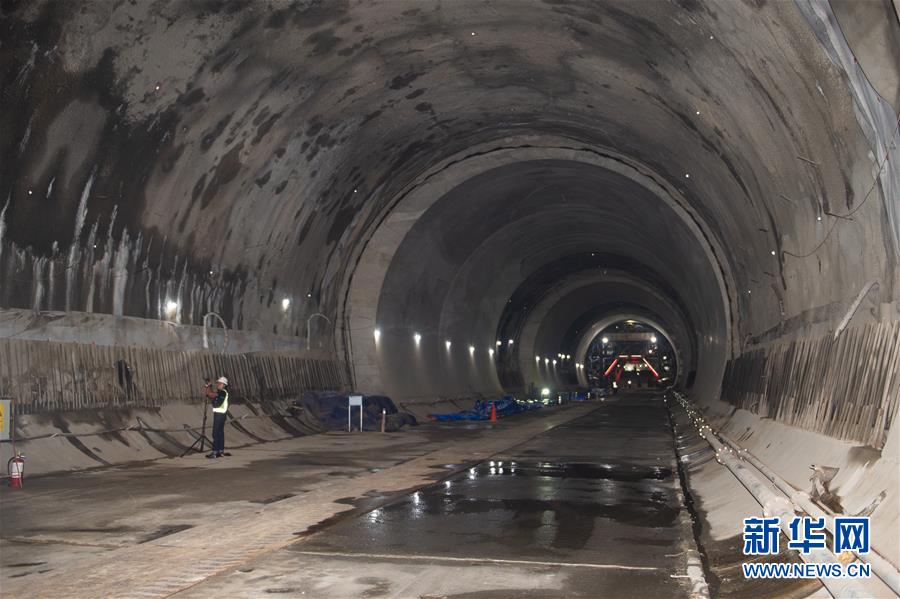 （国际）（7）印尼雅万高铁重点工程瓦利尼隧道贯通
