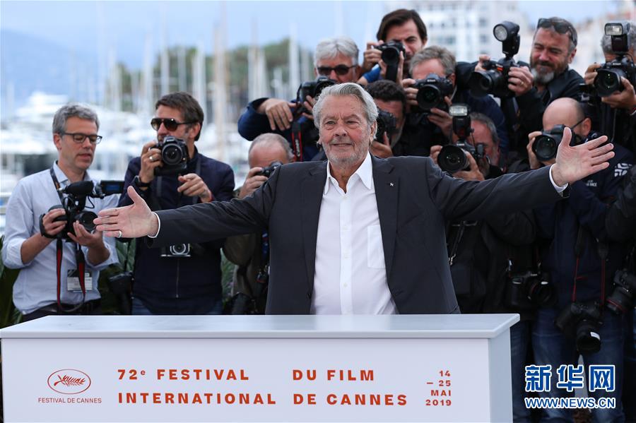 （国际）（2）戛纳电影节：阿兰·德隆获戛纳电影节荣誉金棕榈奖 
