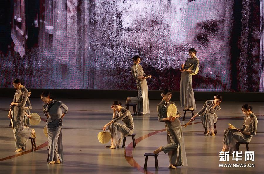 （文化）（3）第十二届中国艺术节闭幕 第十六届文华奖揭晓