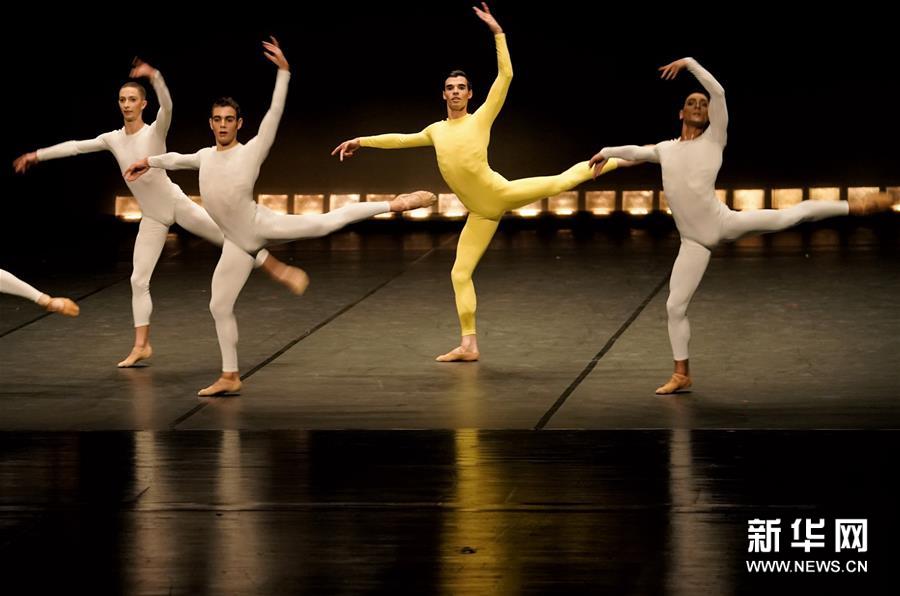 （文化）（2）葡萄牙国家芭蕾舞团《十五名舞者与不断变化的节奏》在京上演
