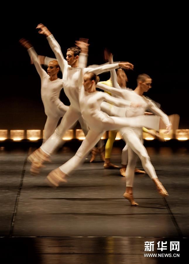 （文化）（3）葡萄牙国家芭蕾舞团《十五名舞者与不断变化的节奏》在京上演