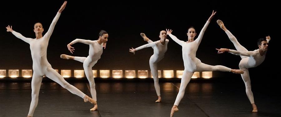 （文化）（4）葡萄牙国家芭蕾舞团《十五名舞者与不断变化的节奏》在京上演