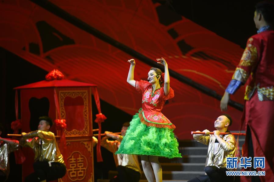 （文化）（1）第六届中国-俄罗斯博览会文艺演出在哈尔滨举行