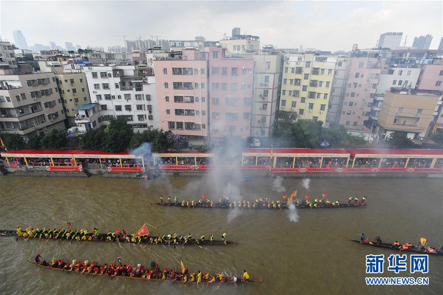 （体育·专题）（6）全民健身·悦动人生—“一水同舟”