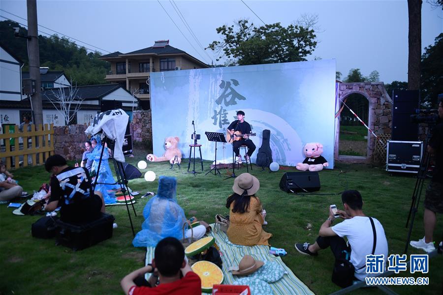 （文化）（2）浙江湖州：乡村里的户外音乐节
