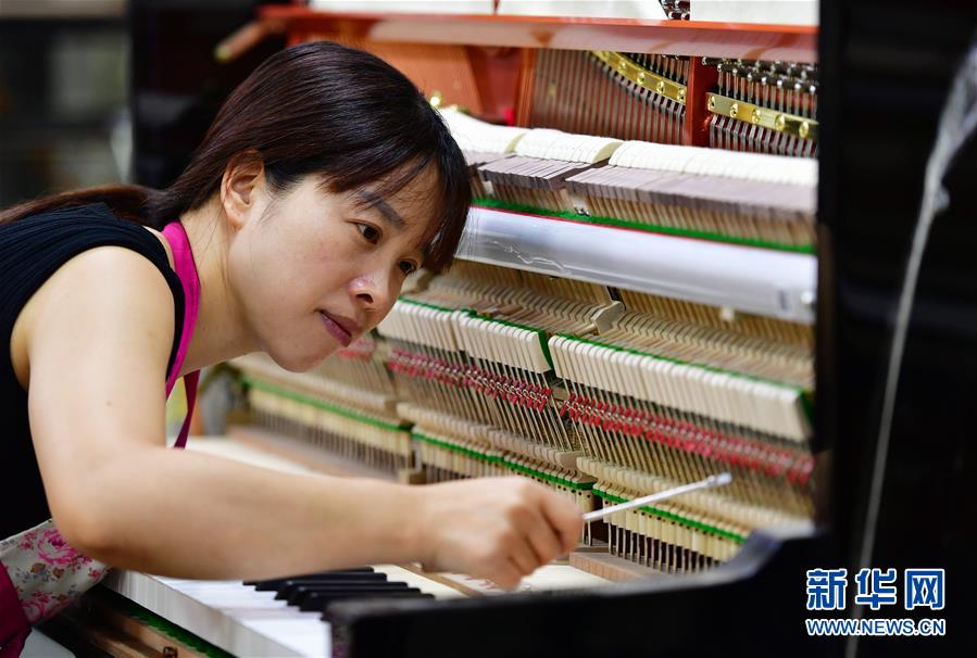 （经济）（6）探访“中国钢琴之乡”