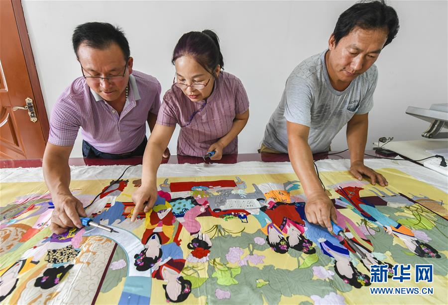 （文化）河北景县：传统布雕画
