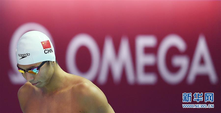 （游泳世锦赛）（1）游泳——男子50米蛙泳：闫子贝晋级半决赛