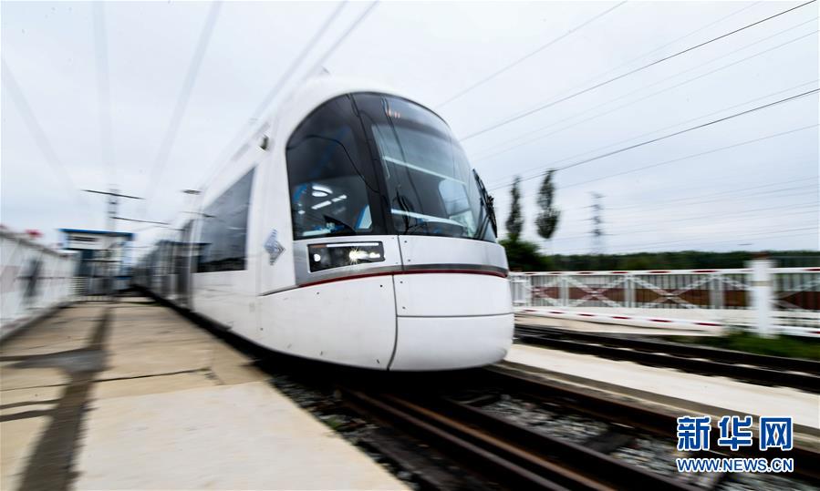 （经济）（1）中国为以色列研制的轻轨列车将于2021年全部交付