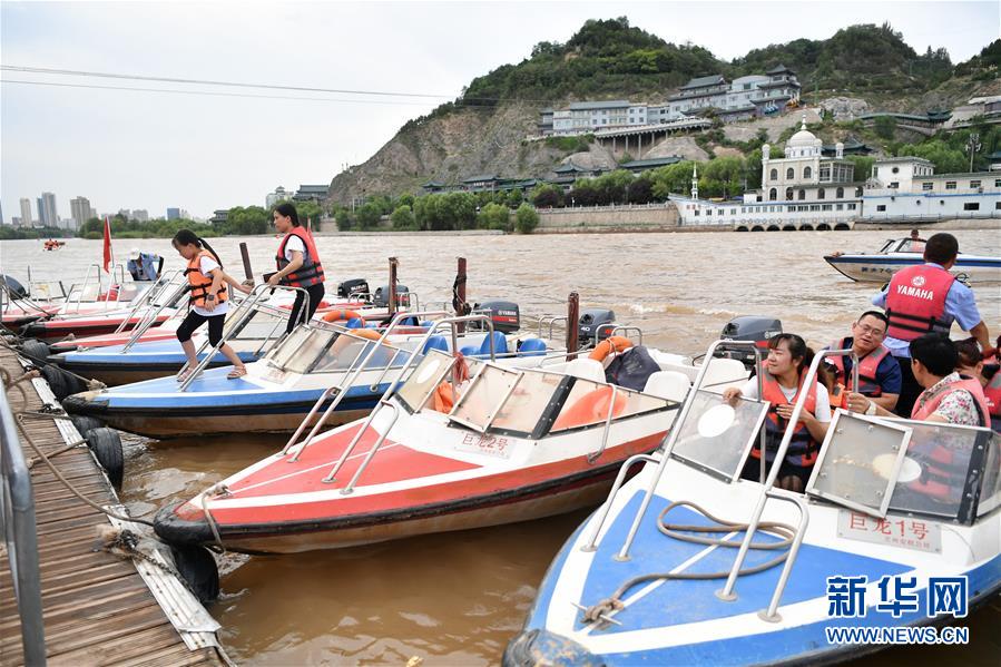 （社会）（2）黄河兰州段水位回落 沿河部分旅游设施恢复开放