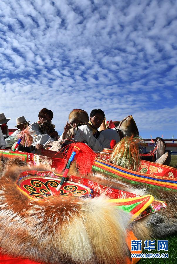 （文化）（1）藏北安多牧区的“天线帽”