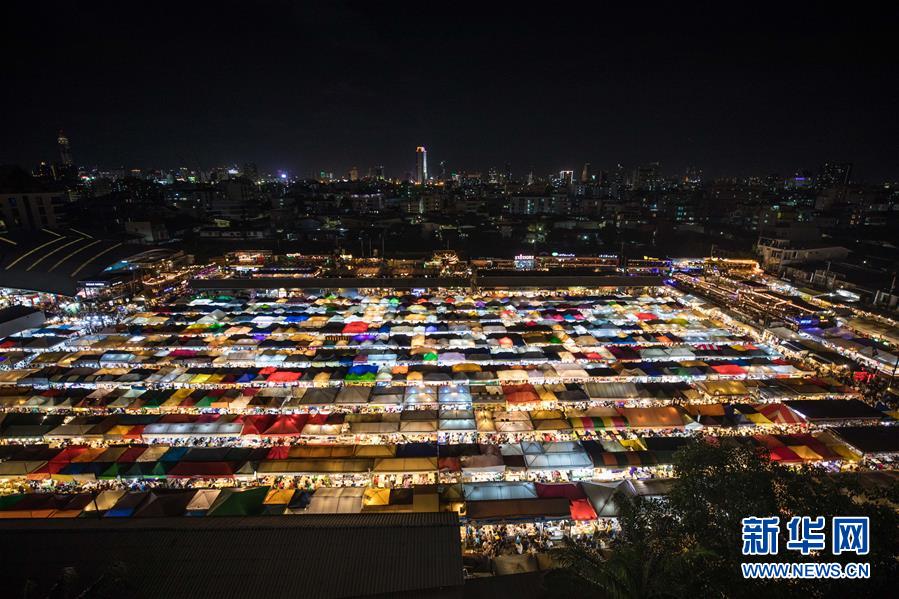 （国际）（5）多姿多彩的曼谷夜市