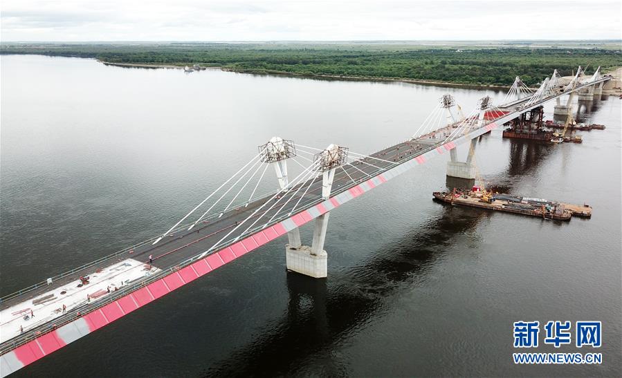 （经济）（6）探访中俄合建首座跨境公路大桥