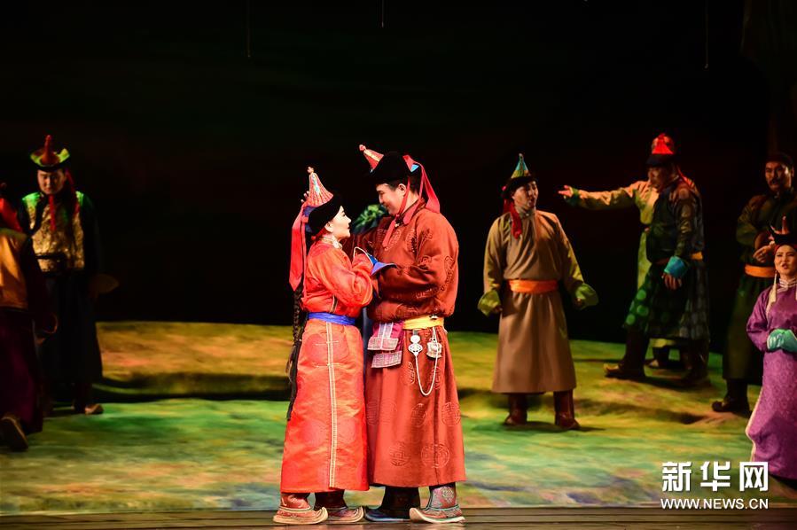 （新华视界）（4）蒙古国歌剧《三座山》在呼和浩特上演