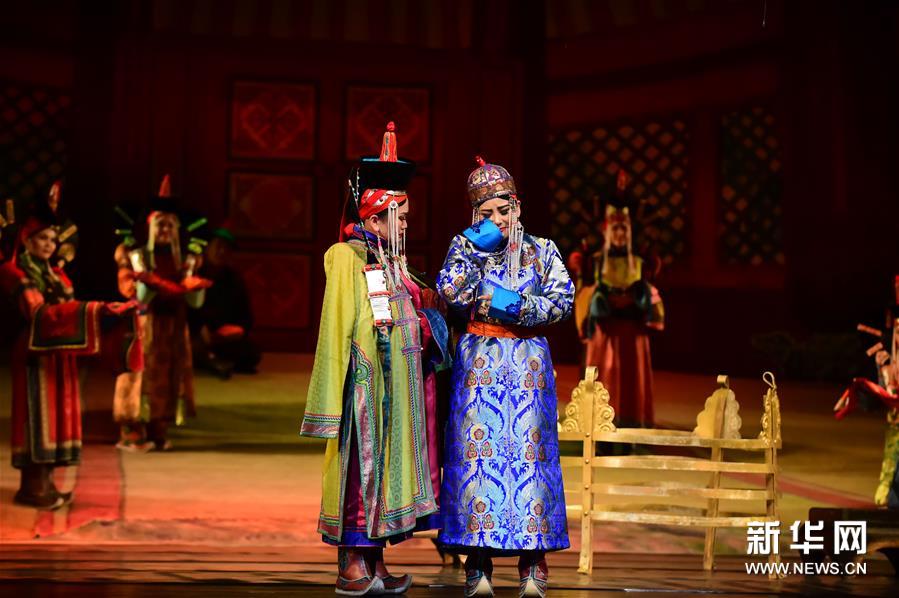 （文化）（4）蒙古国歌剧《三座山》在呼和浩特上演