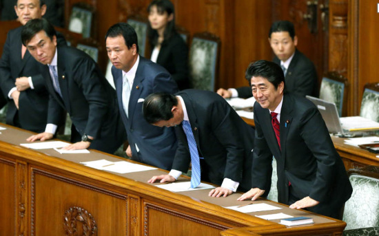 日本国会通过史上最大规模政府预算案