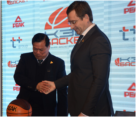 匹克与俄罗斯校园篮球联赛签署战略合作协议 