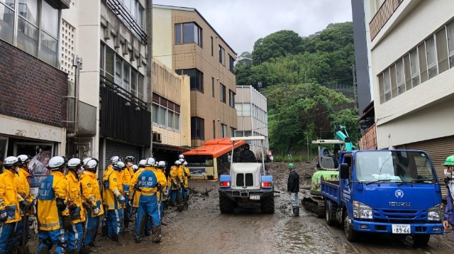 日本静冈县泥石流灾害已致2人死亡