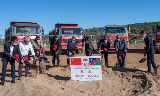 中国援建纳米比亚首都机场公路三期工程正式开工(高清组图)