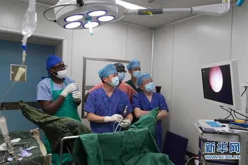 （国际·图文互动）（1）留下一支带不走的医疗队——中国援赞比亚第21批医疗队工作纪实