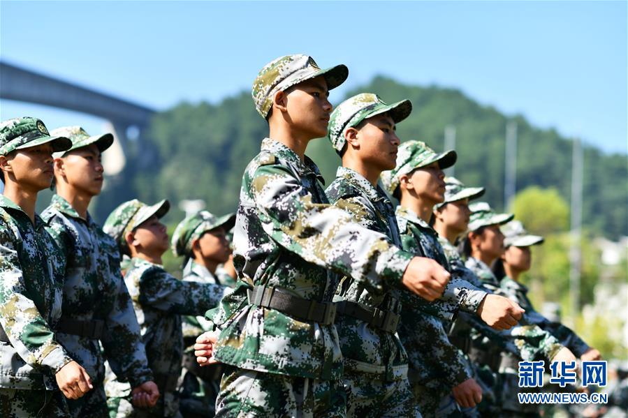 （教育）（1）军训开启新学期“第一课”