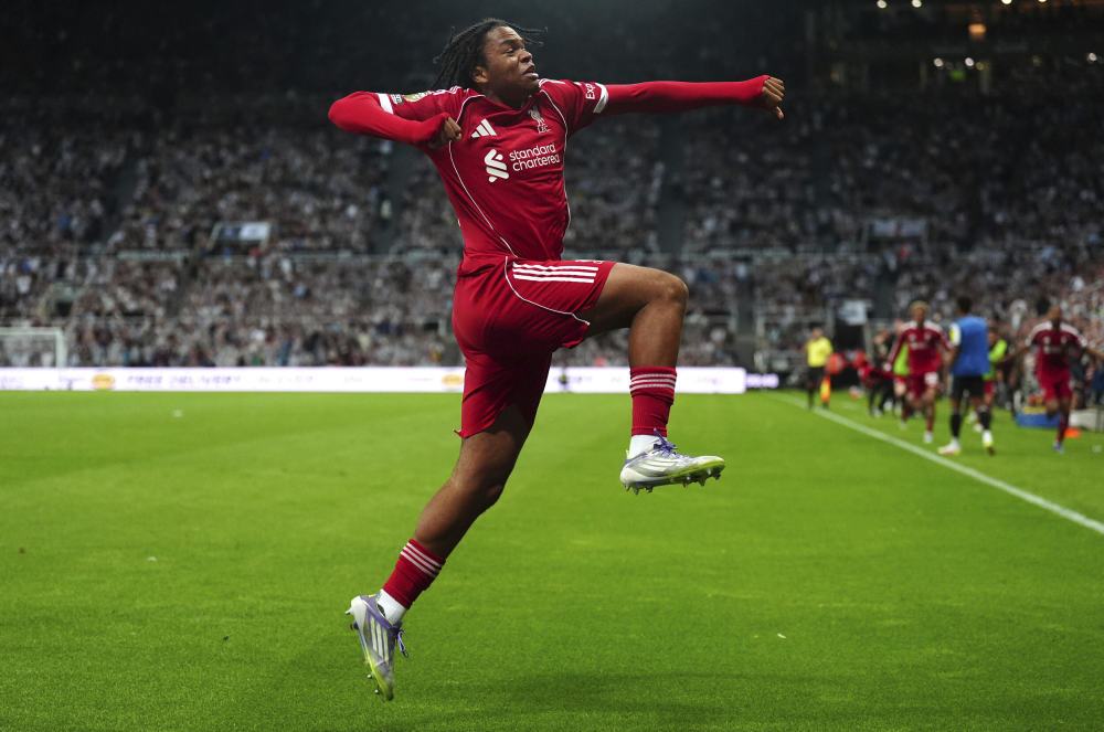 利物浦客场击败纽卡斯尔联 不满17岁小将献“绝杀”