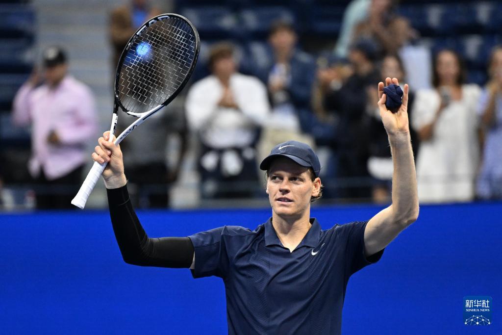 美网：辛纳晋级男单四强