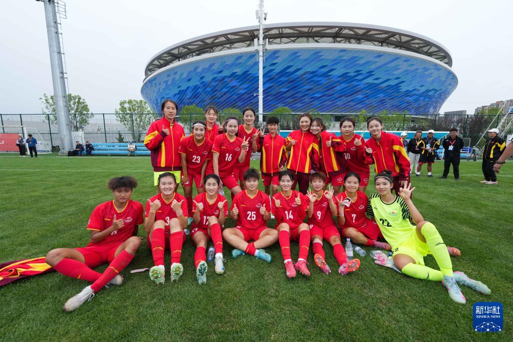 足球——国际大体联世界杯小组赛：上海体育大学女足胜圣卡塔琳娜南部大学女足