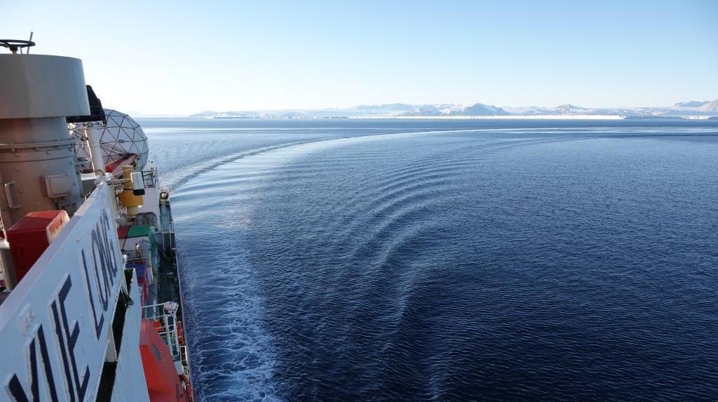 ��ѩ�������뿪����վ ����ǰ��������