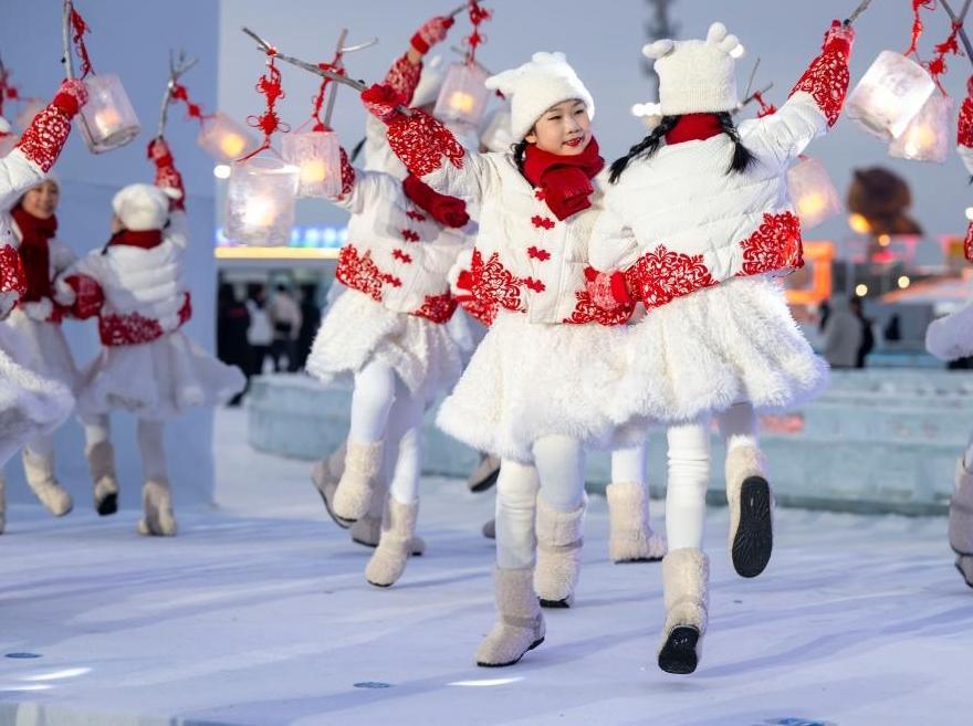 “世界市长对话·哈尔滨”启幕 冰雪为媒共绘合作新篇