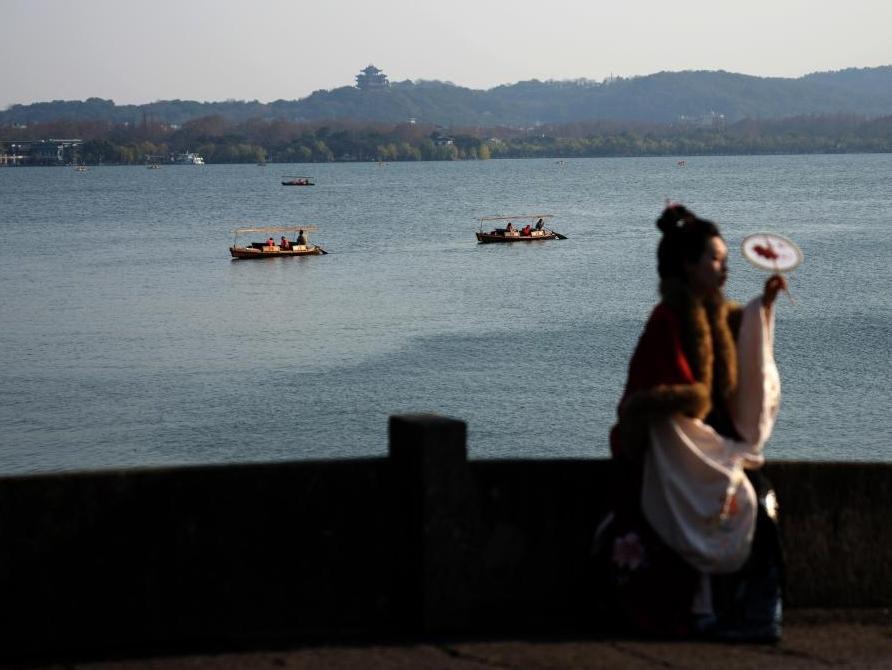 “三九”游西湖