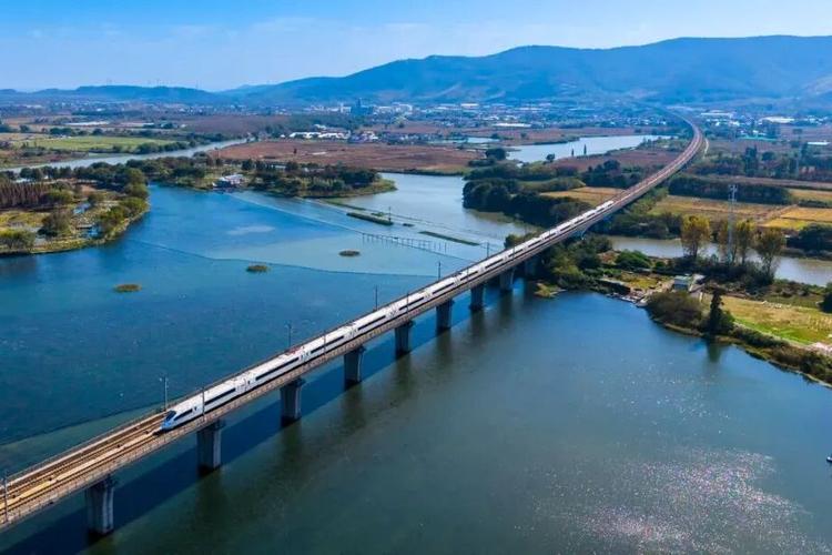 新增243列客车，全国铁路1月26日起实行新的列车运行图