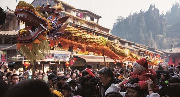 四川雅安：传统民俗迎新年