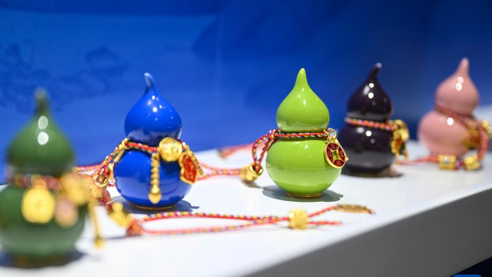 江西省残疾人故宫文创融合展在京开幕