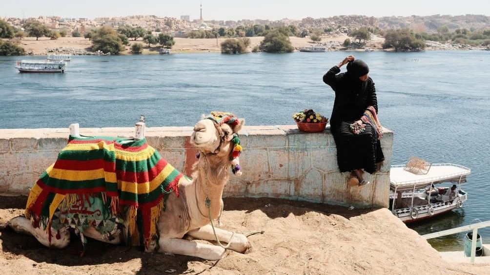 �߽���˹��