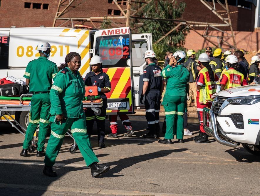 南非约翰内斯堡建筑坍塌事故已致6人死亡