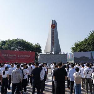 “赓续长征精神 奋进复兴征程——记者再走长征路”主题采访启动