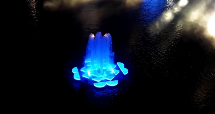 水火相映，点亮长空！第12届世运会主火炬点燃