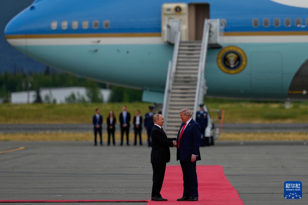 “普特会”谈近3小时 “大阵仗”有玄机