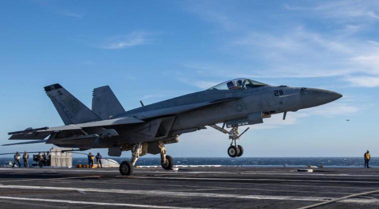 10个月内第六架 美国海军的F-18战机又掉一架