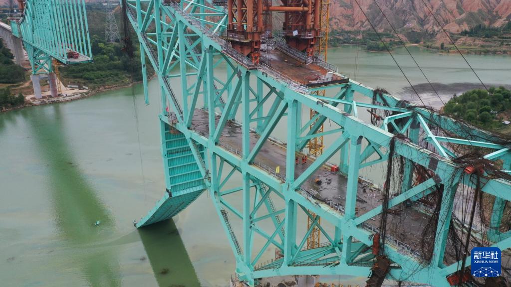 川青铁路尖扎黄河特大桥施工绳索断裂事故已致6人遇难10人失联